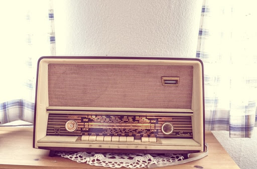 Awal Mula Penyiaran Radio Dan Juga Dampak Sosial