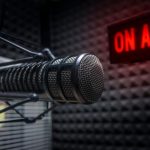 12 Stasiun Radio Terbaik yang Dapat Anda Dengarkan Secara Online